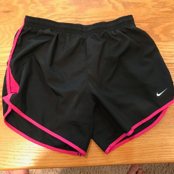 Nike Other - Nike Girls x-lrg running shorts